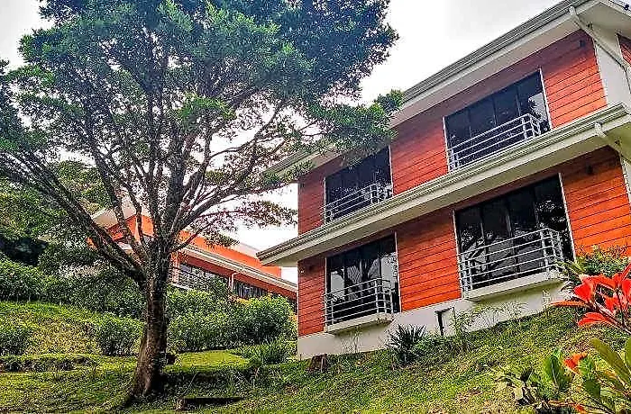 Hotel Burbi Monteverde GUANACASTE