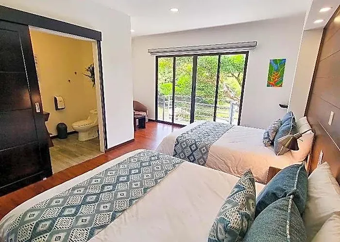 Burbi Monteverde GUANACASTE