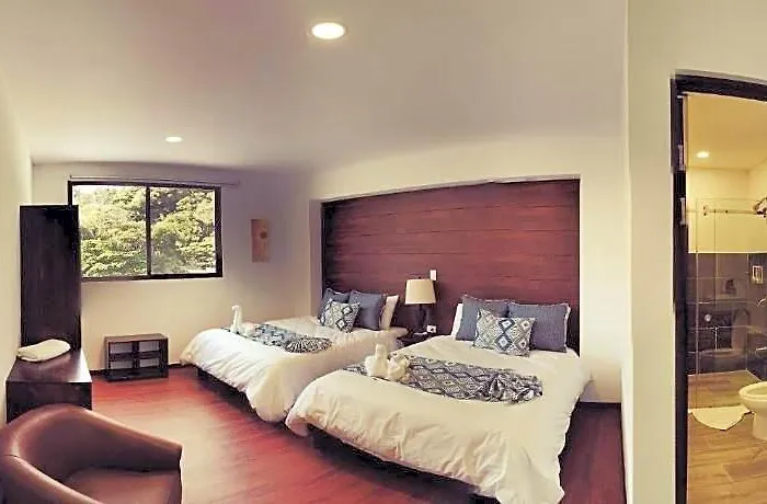 Burbi Monteverde GUANACASTE